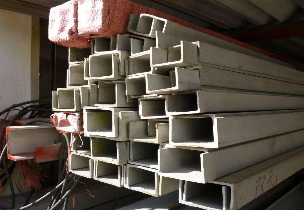 304拼搏登录槽钢